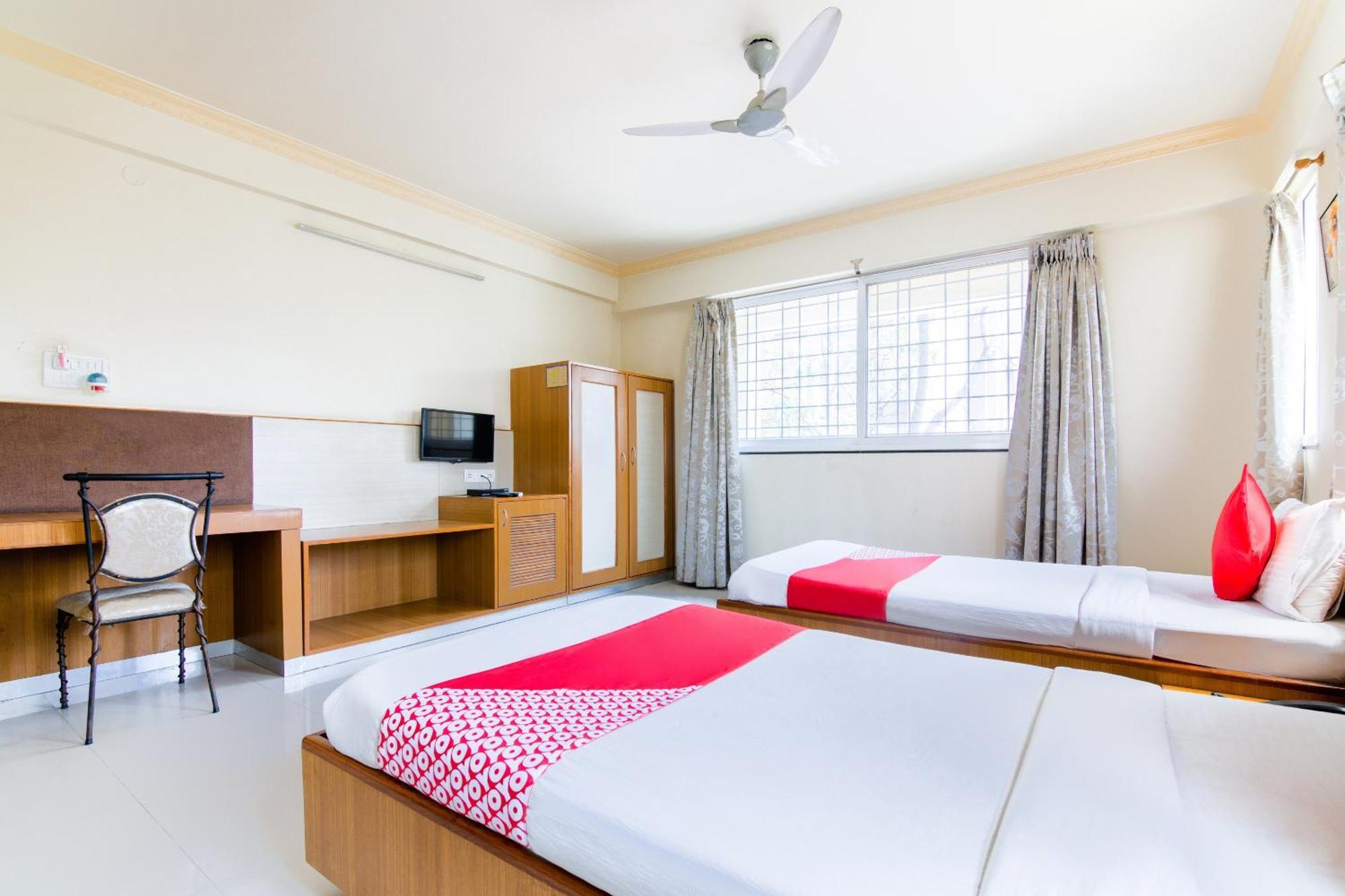 Flagship Aayush Corporate Stays Near Nexus Mall Koramangala Бенґалуру Екстер'єр фото